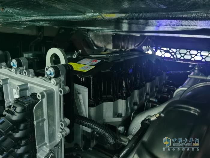 快遞業(yè)收入破萬億，乘龍H5大單橋為行業(yè)添彩助力