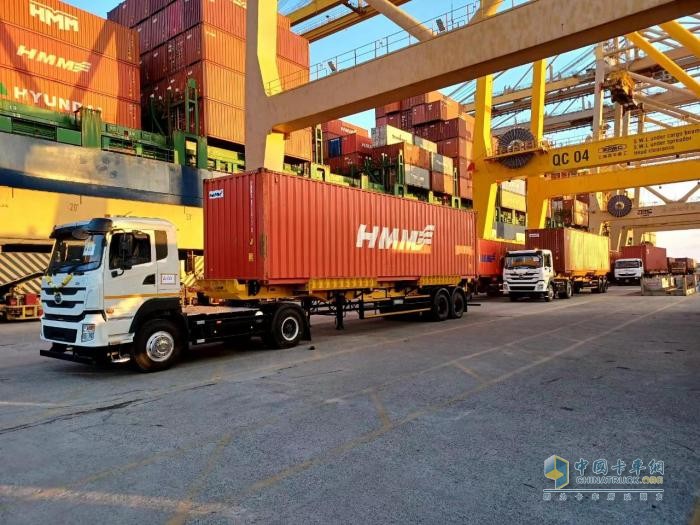 比亞迪攜T9R 電動(dòng)重卡亮相SITCE，深度開拓亞太市場新征程