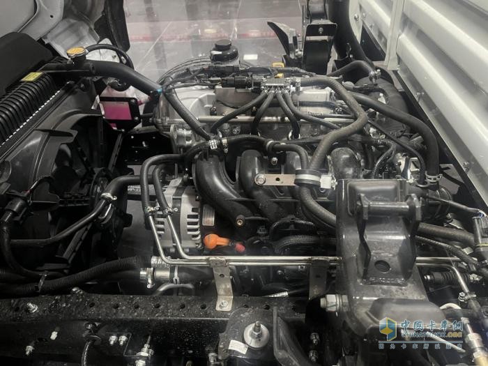 續(xù)航630公里 1年省2萬！領(lǐng)跑L3 雙燃料小卡：年輕人的創(chuàng)富利器