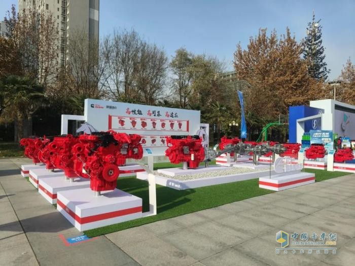 全場(chǎng)景、全領(lǐng)域、全覆蓋，西安康明斯全系產(chǎn)品助陜汽重卡開(kāi)疆拓土