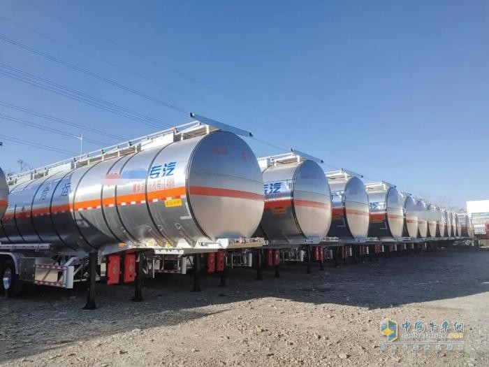 龍擎三月寧夏行，?；\(yùn)輸新征程