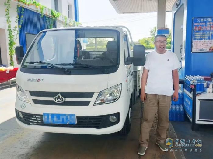 能裝能跑能省錢，跨越者D3CNG助力荊師傅貨運(yùn)事業(yè)蒸蒸日上！