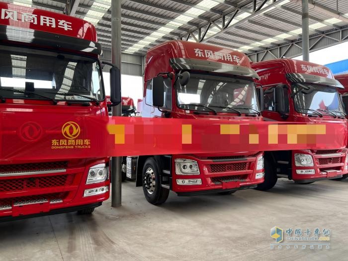 龍行天下 以客為先|60輛東風天龍燃氣子母車在河北邢臺交付！共拓“疆煤外運”發(fā)展新局