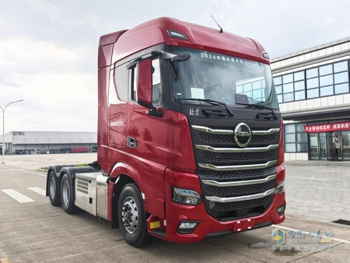 康明斯推16L氣體機 青山定制車亮相 397批次公告牽引車看點一覽