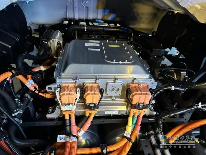 東風柳汽,乘龍翼威2,新能源輕卡