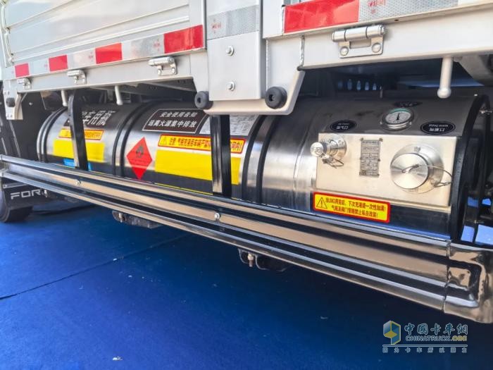 領(lǐng)航大G-F28T氣體機輕卡:“1100公里0焦慮”一口氣跑完京滬