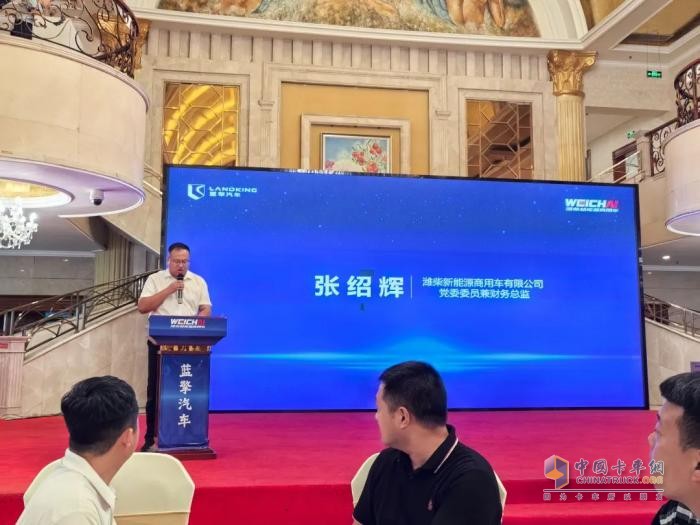 濰柴藍擎自卸車強勢登場，以標桿品質(zhì)驅(qū)動工程運輸邁入新維度！