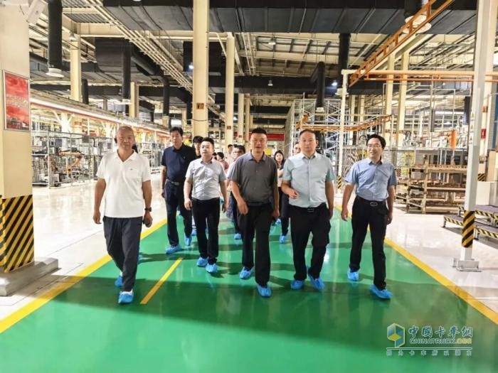 河南物流“天團”到訪解放動力，共譜合作新篇章！