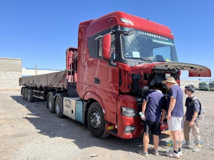 北京重卡,i追夢(mèng),混動(dòng)牽引車