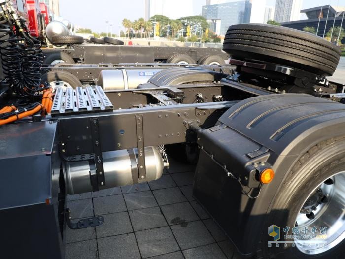 年省9萬！乘龍H5換電牽引車解鎖創(chuàng)富密碼