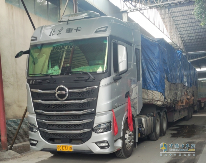 開著北京重卡出國門 卡友單永進(jìn)：這臺車選對了！