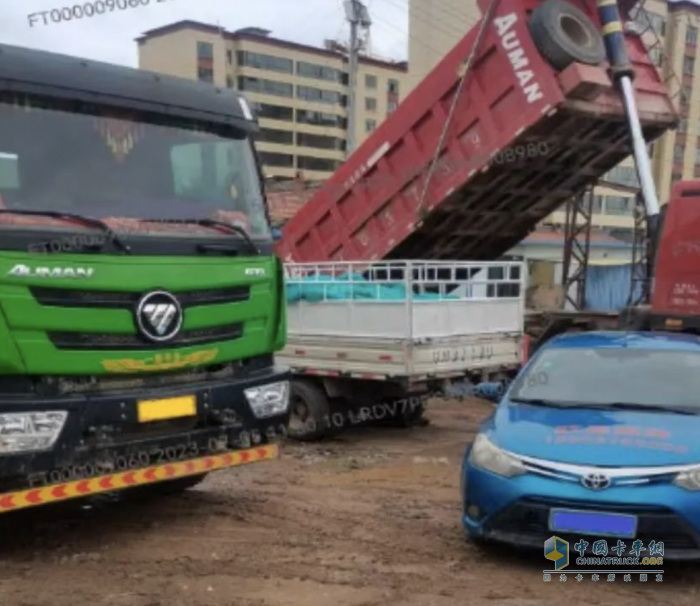 歐曼321閃修服務(wù) 時(shí)刻守候，踐行不停車(chē)服務(wù)！