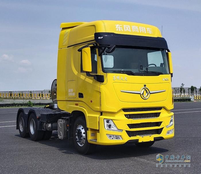 康明斯推16L氣體機 青山定制車亮相 397批次公告牽引車看點一覽