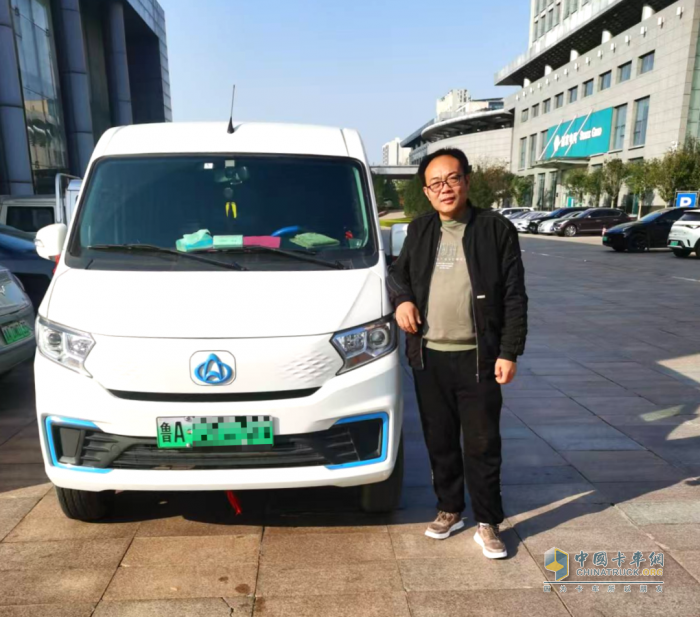 宜商宜家，跨越星V7EV助力韓師傅的小本生意實現(xiàn)“省上加省”！