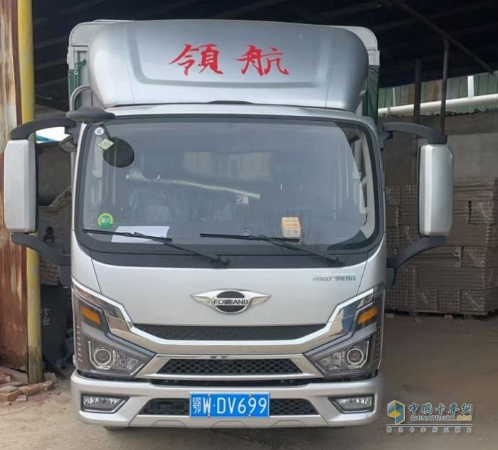 燃?xì)廛嚦躞w驗(yàn) 湖北卡友贊領(lǐng)航大G-LNG輕卡是省錢實(shí)力派