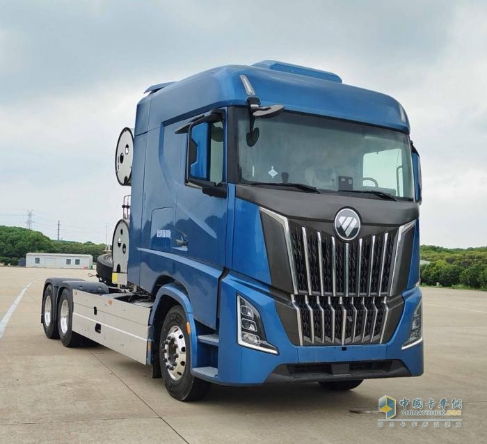 康明斯推16L氣體機 青山定制車亮相 397批次公告牽引車看點一覽