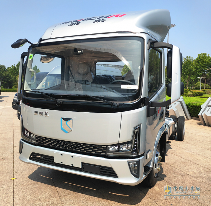 濰柴藍(lán)擎全場(chǎng)景矩陣強(qiáng)勢(shì)登場(chǎng)，硬核實(shí)力鑄就高效運(yùn)輸優(yōu)選！