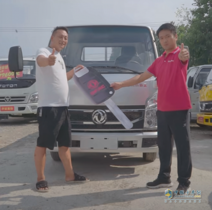 東風小霸王W15，帶他踏上豐收后的坦途