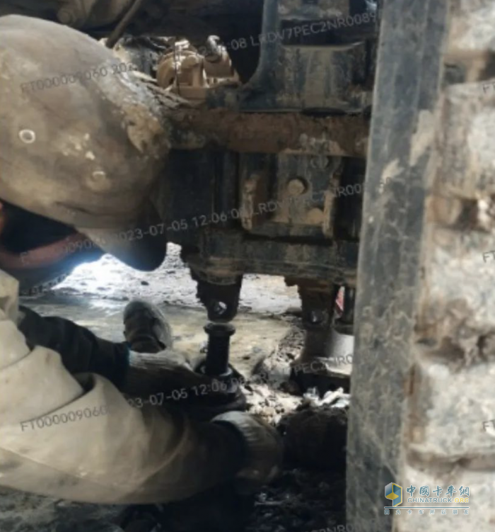 歐曼321閃修服務(wù) 時(shí)刻守候，踐行不停車(chē)服務(wù)！