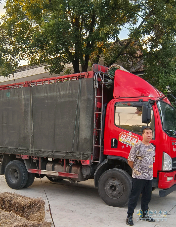 走最難最險的路！他與解放虎VH在“掛壁公路”上盤旋