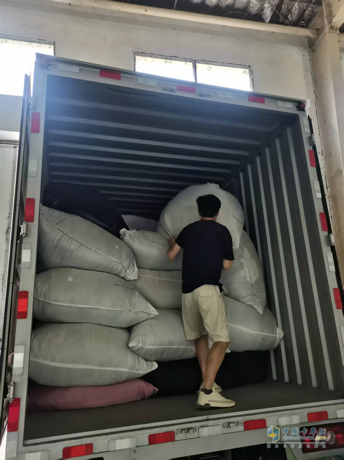 張師傅的運(yùn)輸“搭子”—時(shí)代領(lǐng)航G6有點(diǎn)牛！