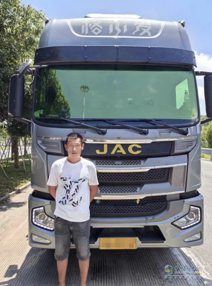 江淮格爾發(fā)重卡:“老司機”開新車照樣13個油，聽說有秘訣