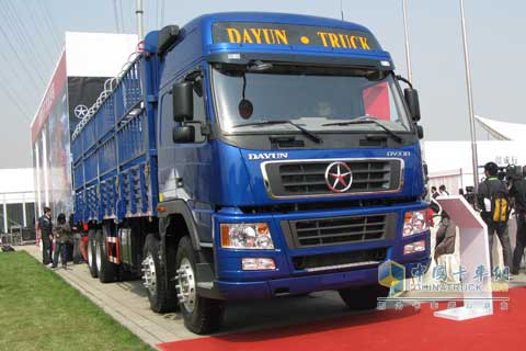 大運重卡載貨車