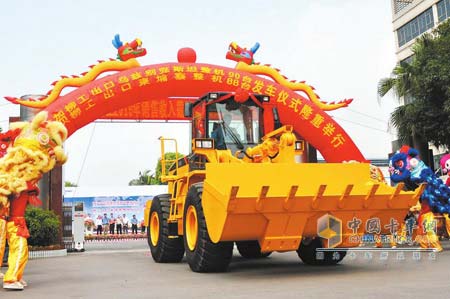 柳工機(jī)械出口烏茲別克斯坦和柬埔寨