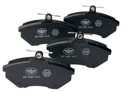 低金屬盤(pán)式剎車(chē)片