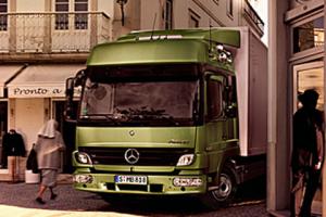 奔馳 Atego中卡 210馬力 4X2 牽引車（型號(hào)1323）