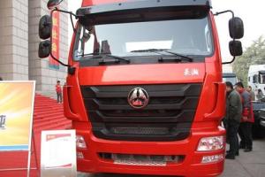 中國重汽 豪瀚J7B 336馬力 6×2牽引車 ZZ4255N25C6V 中國重汽 豪瀚J7B 336馬力 6×2牽引車 ZZ4255N25C6V