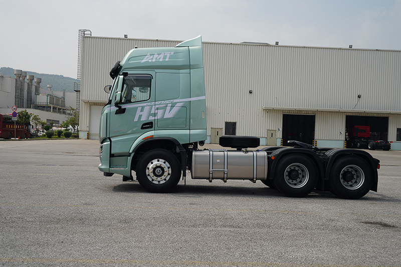 東風(fēng)柳汽乘龍 H5V 460馬力 6x4 輕量化牽引車