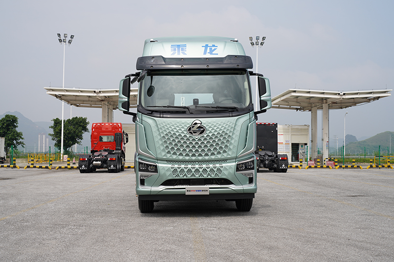 東風(fēng)柳汽乘龍 H5V 460馬力 6x4 輕量化牽引車