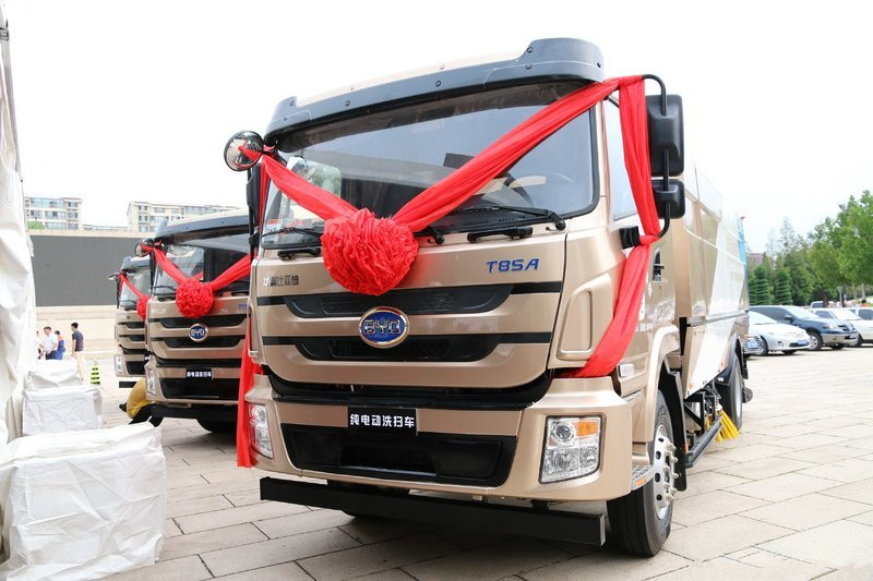 比亞迪 T8 16噸 純電動(dòng)洗掃車(chē)