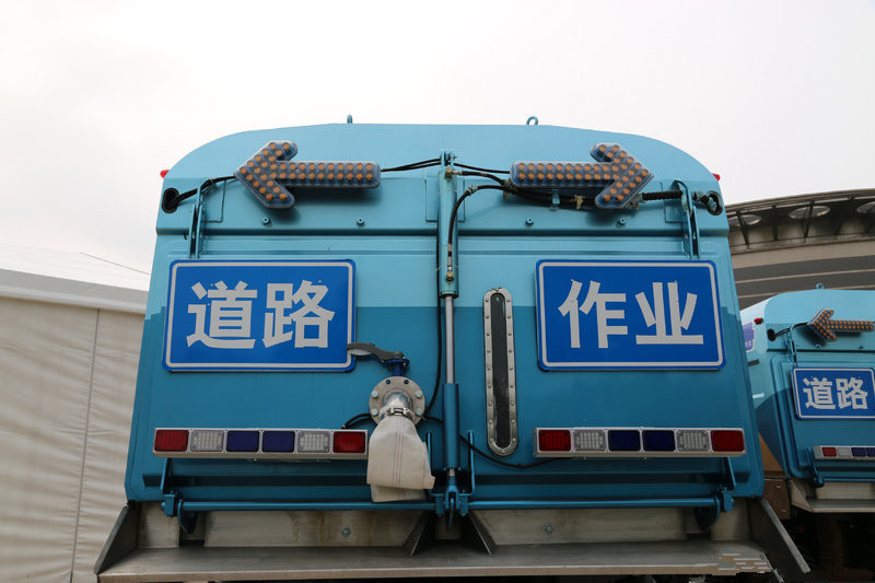 比亞迪 T8 16噸 純電動(dòng)洗掃車(chē)
