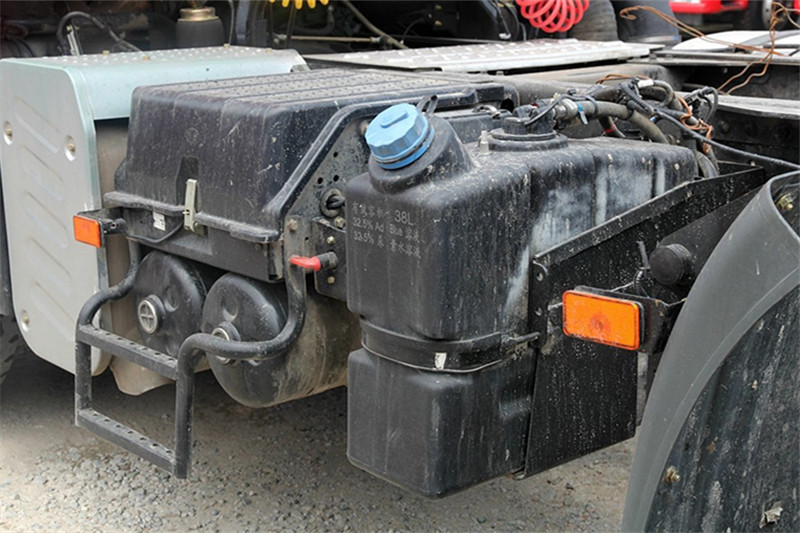 一汽解放 J6M重卡 標載版 350馬力 4X2 國五?；窢恳?CA4180P63K1E5Z)