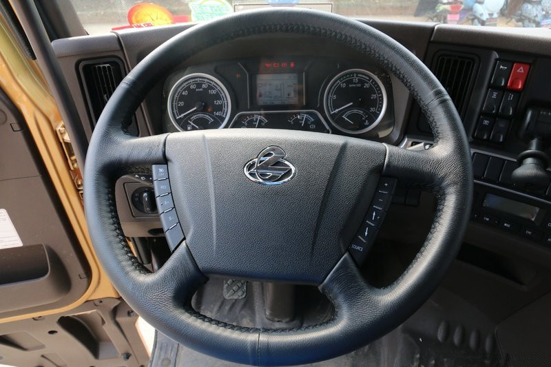 東風(fēng)柳汽 乘龍H7重卡 500馬力 6X4 國(guó)五牽引車(chē)(LZ4253H7DB)