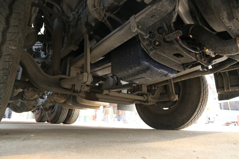 東風(fēng)柳汽 乘龍H7重卡 500馬力 6X4 國(guó)五牽引車(chē)(LZ4253H7DB)