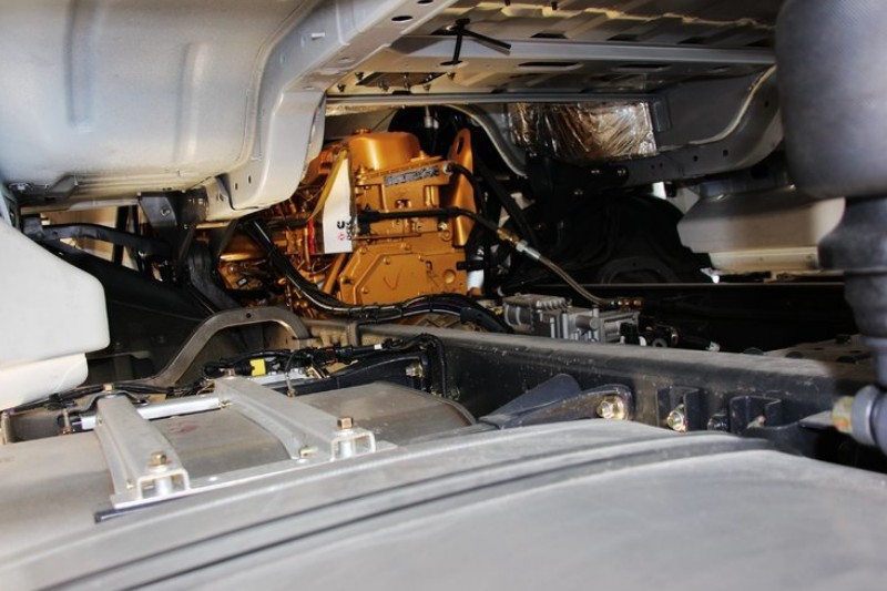 東風柳汽 乘龍T7重卡 520馬力 6X4 國五牽引車(LZ4251T7DB)