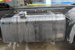 華菱重卡 重載型 420馬力 6X4 國(guó)五牽引車(HN4250B43C4M5)