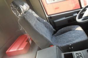 華菱重卡 重載型 375馬力 6X4 國(guó)五牽引車(HN4250B43C4M5)