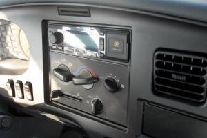 華菱重卡 375馬力 6X4 國(guó)四牽引車(HN4252B34C2M4)