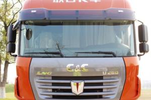 聯(lián)合卡車 U260重卡 260馬力 4X2 國五 LNG牽引車(蓬翔單級減速橋)(SQR4182N6Z)