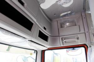 聯(lián)合卡車 U260重卡 260馬力 4X2 國五 LNG牽引車(蓬翔單級減速橋)(SQR4182N6Z)