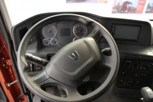 聯(lián)合卡車 U400重卡 2015款 K金版 400馬力 6X4 國四 LNG牽引車(SQR4252N6ZT4)