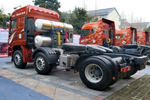 聯(lián)合卡車 V340重卡 2015款 340馬力 6X2 LNG 國五 牽引車(SQR4252N6ZT2-3)