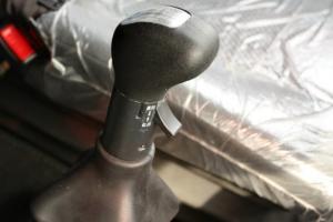 聯(lián)合卡車 V340重卡 2015款 340馬力 6X2 LNG 國五 牽引車(SQR4252N6ZT2-3)