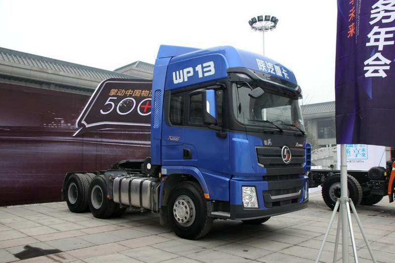 陜汽重卡 德龍X3000 超強(qiáng)版 550馬力 6X4 國(guó)五牽引車(SX42584Y324)