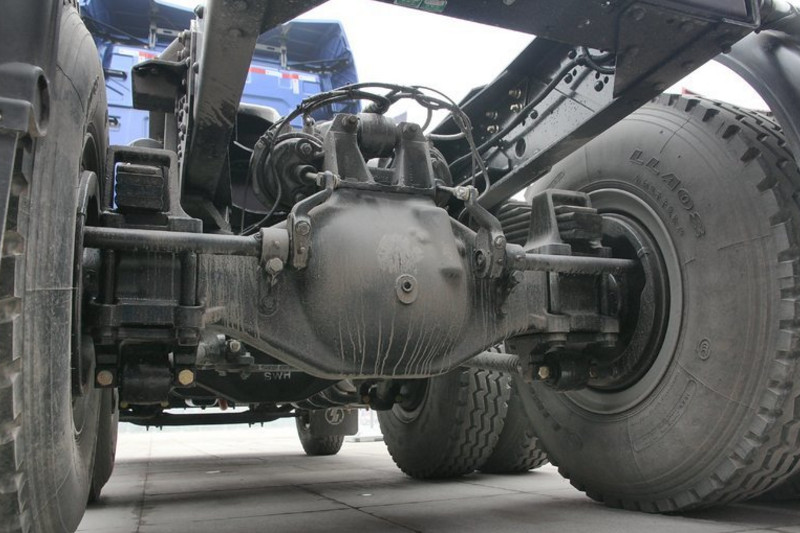 陜汽重卡 德龍X3000 超強(qiáng)版 550馬力 6X4 國(guó)五牽引車(SX42584Y324)