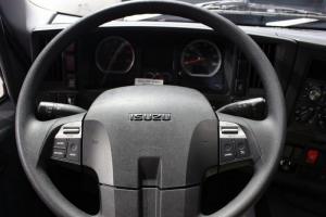 慶鈴 五十鈴巨咖 460馬力 6X4 國(guó)五 牽引車(chē)(QL4250W2NCZ)